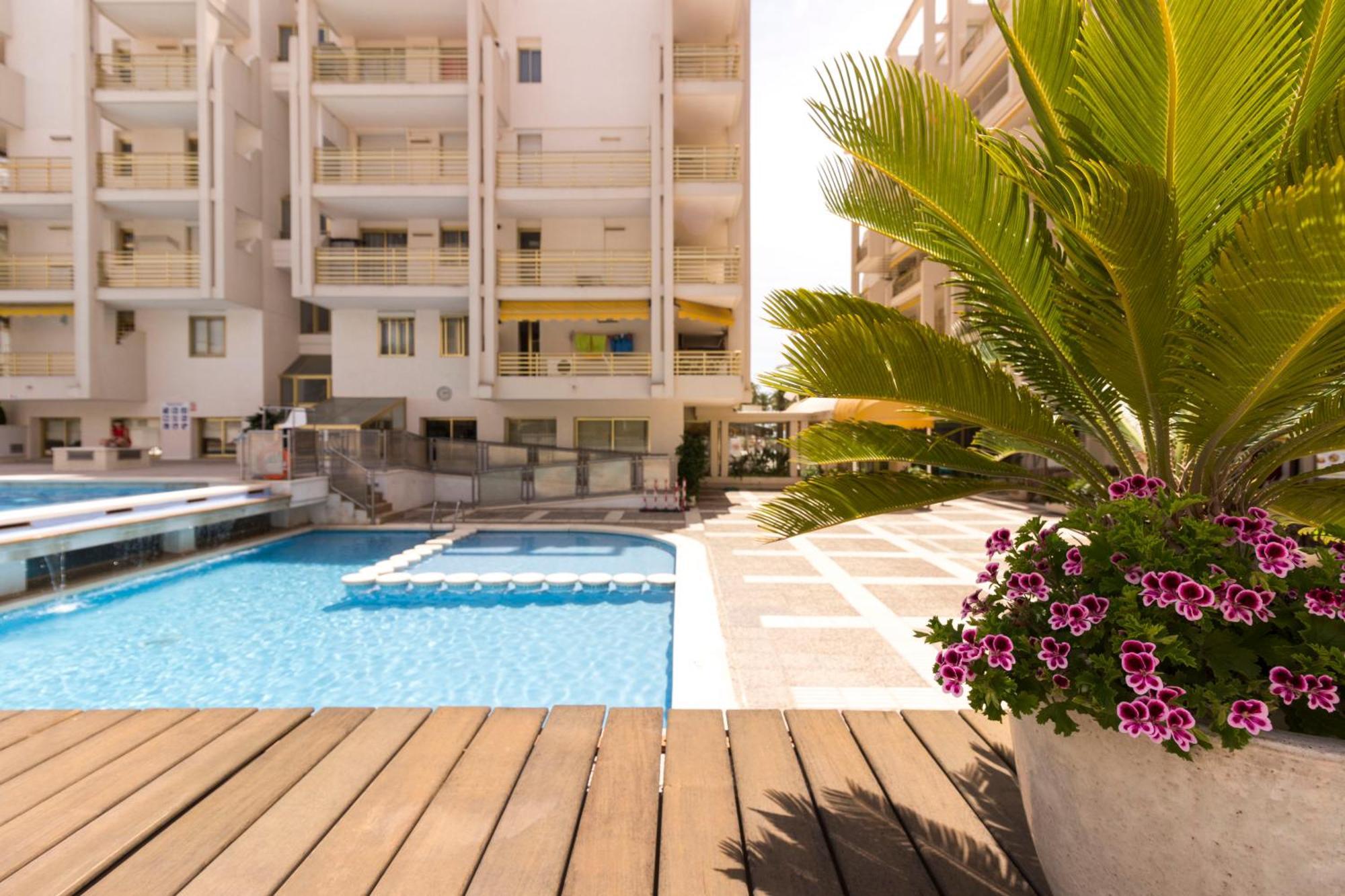 Novelty I Arysal 2 Apartment Salou Exterior photo
